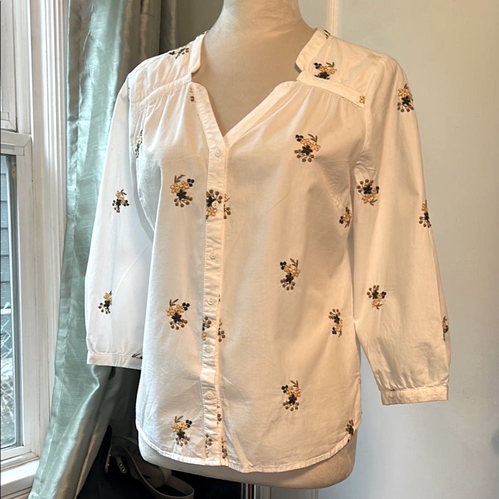 Skies Are Blue White Puff Sleeve Blouse
